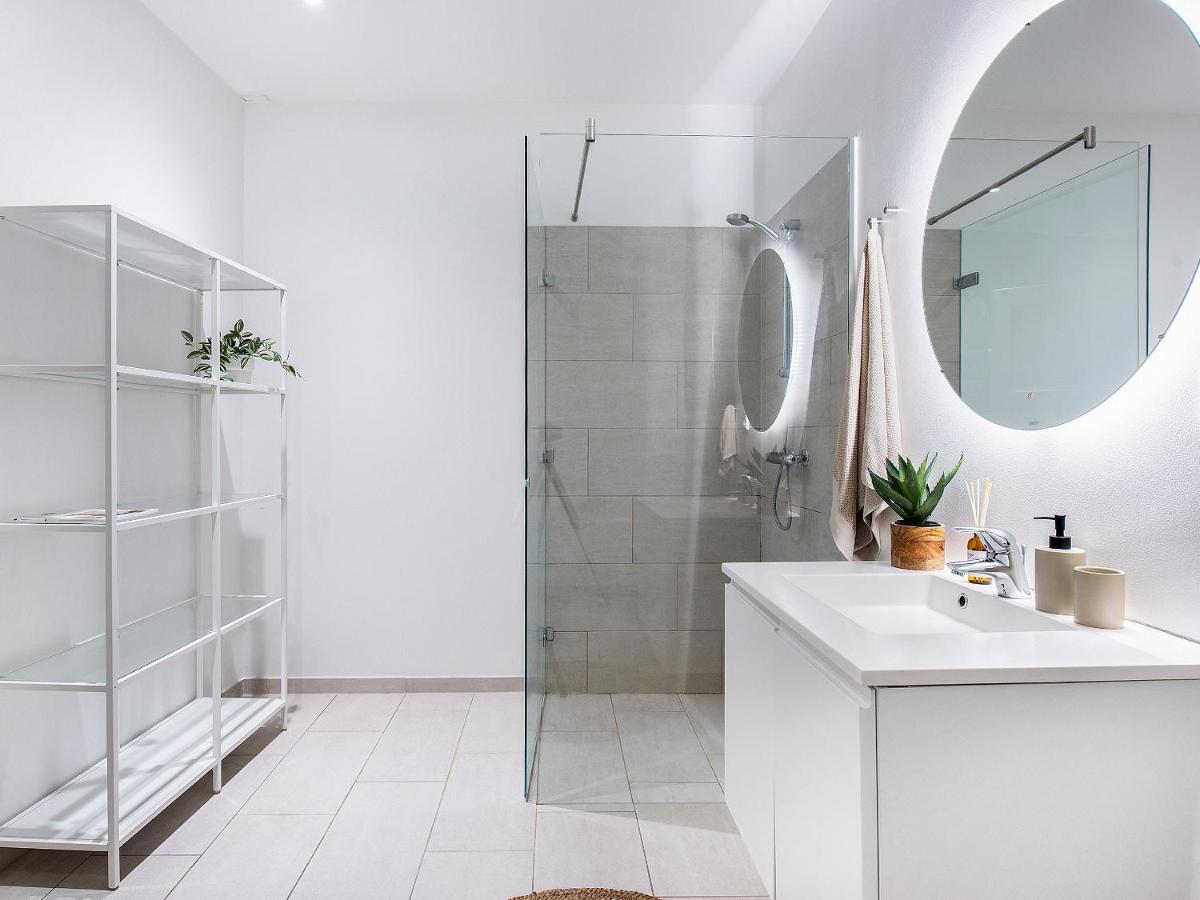 Sanders Leaves - Chic Three-Bedroom Apartment In Downtown 코펜하겐 외부 사진