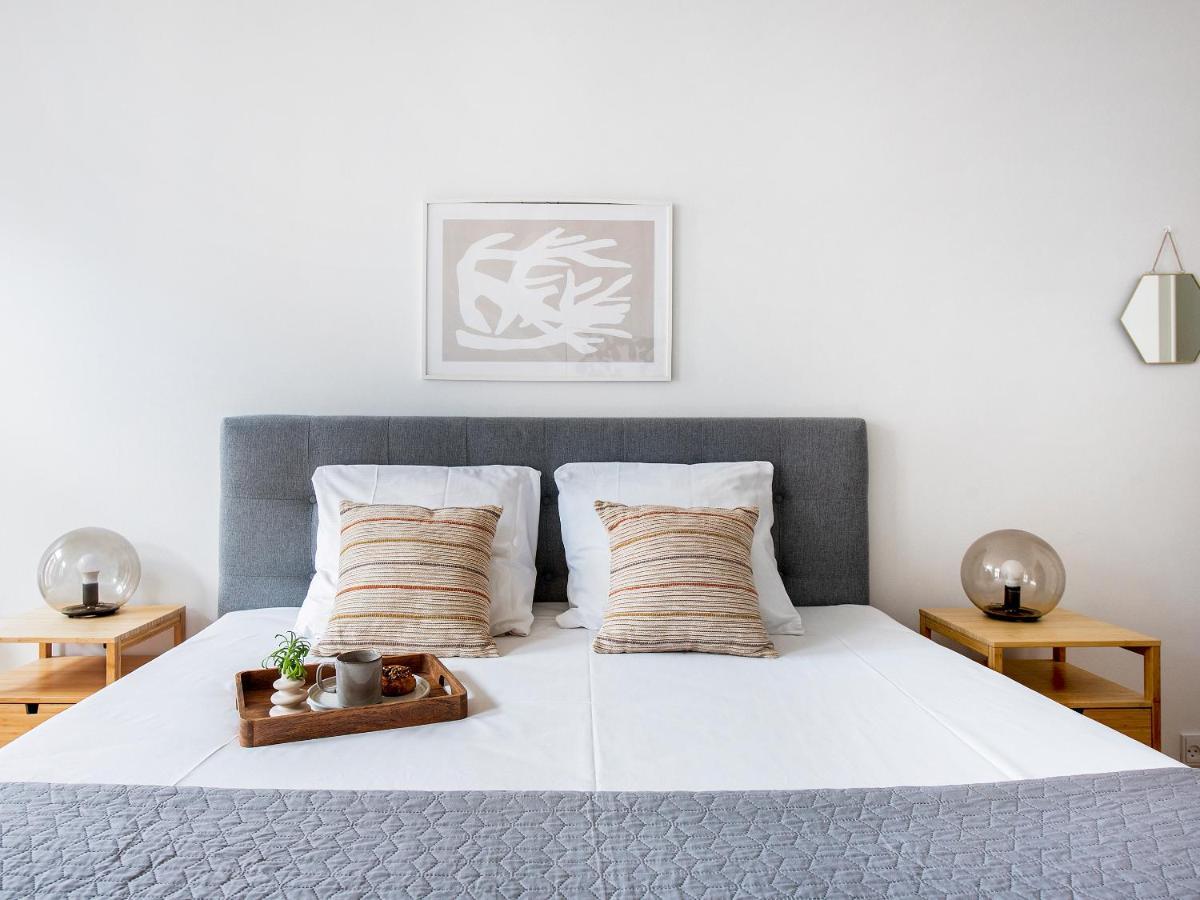 Sanders Leaves - Chic Three-Bedroom Apartment In Downtown 코펜하겐 외부 사진